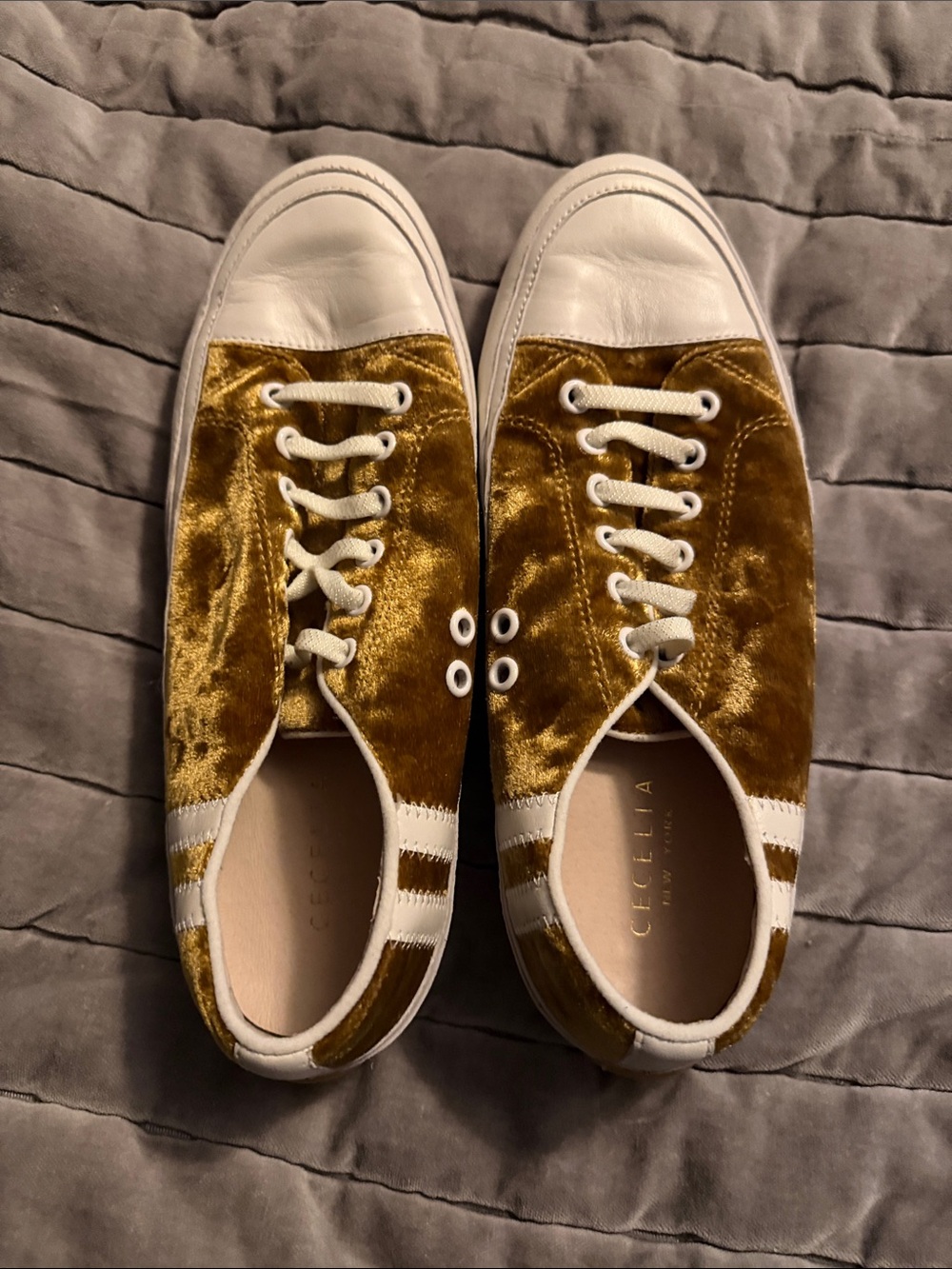 CECILIA NEW YORK Gold Velvet Low-Top Sneakers